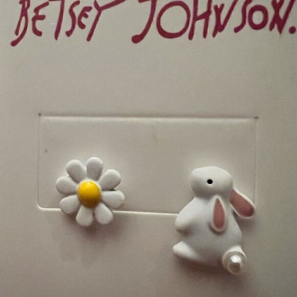 Betsey Johnson Jewelry - 🐰 Betsey Johnson mismatched flower & bunny earrings 🐰